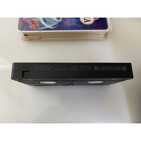 Walt Disney's Masterpiece Cinderella VHS Tape 1996 in Clamshell Very Good Cond - Picture 16 of 16